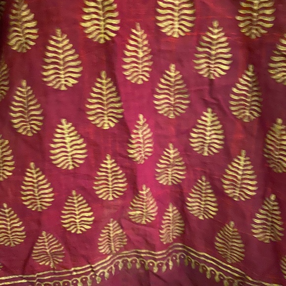 Vest - Picture 4 of 4